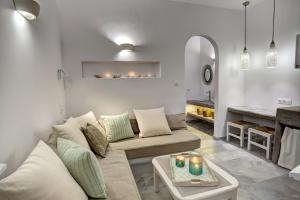 Aspries Suites Paros Greece