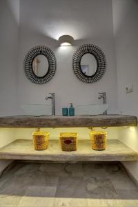 Aspries Suites Paros Greece