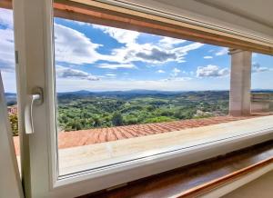 Spacious apartment in Manciano with view
