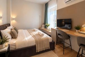Kálvin Square Executive Signature Suite
