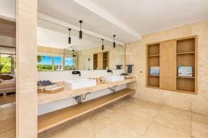 Ultra-Luxury Beachfront Penthouse at Reef Cozumel