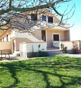 Apartment Tea - 波吉卡