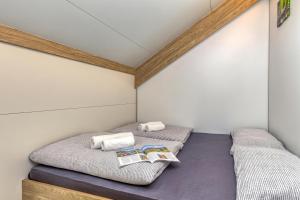 Pool & Whirlpool Art Villas