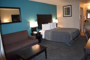 Room #51201811 room in Best Western Apricot Inn