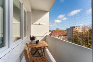Przytulny Apartament Niedaleko Plaży i Centrum Kołobrzegu by Heyrent