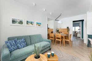 Przytulny Apartament Niedaleko Plaży i Centrum Kołobrzegu by Heyrent