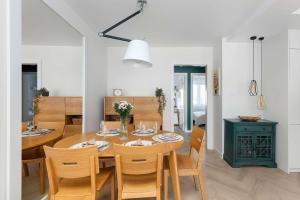 Przytulny Apartament Niedaleko Plaży i Centrum Kołobrzegu by Heyrent