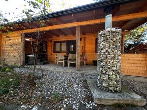 Camping Menina