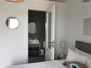Two-Bedroom House (Villa 2)