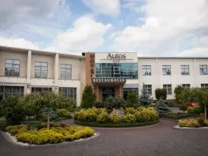 Hotel Restauracja Autos - 库亚维地区索莱茨