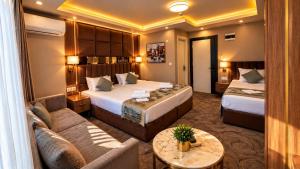 Kavi Hotel