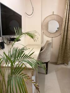 Musafir Vrindavan, Peaceful Studio apartment, Near prem mandir, Free Parking