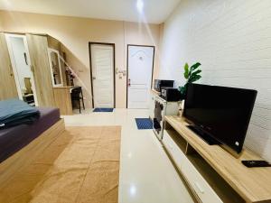 Hee Pee Hostel Rawai