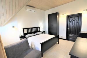 Triple Room with Sea View room in Guest House Azov Inn
