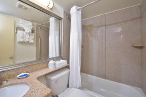 One Bedroom Queen Suite with Two Queen Beds with Kitchen - Non smoking room in Best Western Plus Holiday Sands Inn & Suites