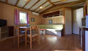 Maisons de vacances Ardeche - Gites Objectif Evasion : photos des chambres