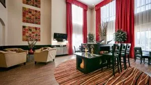 卡兴贝斯特韦斯特PLUS宾馆 - 塔尔萨