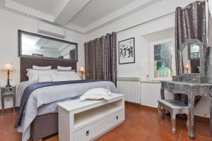 Holiday Cottage Antiq