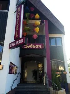 Saigon Hotel - Блискастель