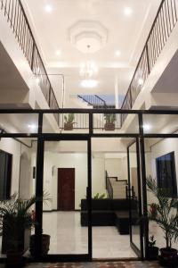 Luna Oslob Travellers Inn