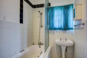 Khaya La Manzi Guest Lodge