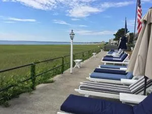 The Holiday House Inn & Motel - Surfside