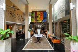 Silom Convent Garden