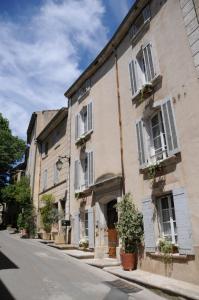 Pension Les Chambres De Charlotte Cucuron Frankreich