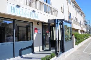 Hotels Hotel de la Plage : photos des chambres