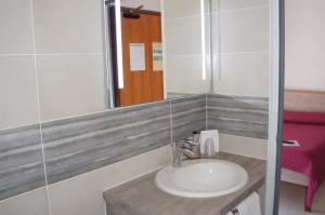 Hotels Hotel de la Plage : photos des chambres