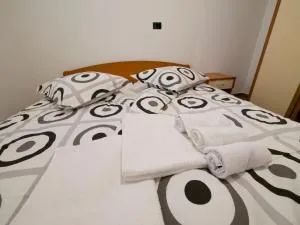 Apartment Bamba - Grebaštica