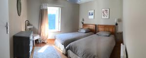 B&B / Chambres d'hotes Le Chateau d'Asnieres en Bessin : photos des chambres