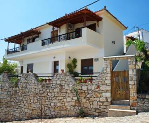 Appartamento Pefka Apartments Votsi Grecia