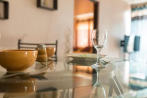 Cozy Accommodations - Dorchester City Line