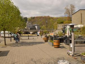 Terrasse De L Ourthe