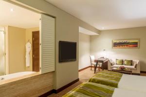 Premium King Room room in Millennium Plaza Hotel