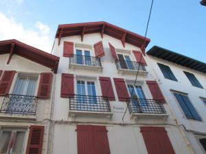 Appartements Appt 5pers Centre St Jean de Luz - Calme - Grande Plage a 2mn - Balcon : photos des chambres