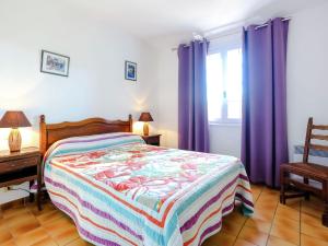 Holiday Home in Bormes-les-Mimosas with Pool