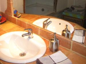 Maisons de vacances Family Holiday Home with Pool : photos des chambres