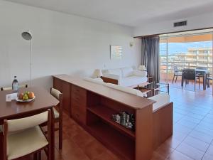 Two-Bedroom Apartment room in Dom Pedro Portobelo