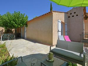 Maisons de vacances Beautiful holiday house with airco and private pool near Uz s : photos des chambres