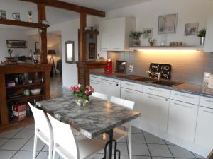 Villas Comfy villa near Alvignac with private pool : photos des chambres