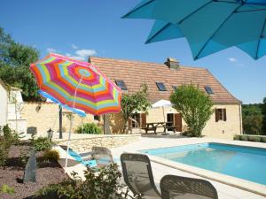 Maisons de vacances Superb Holiday Home in Busse with Swimming Pool : photos des chambres