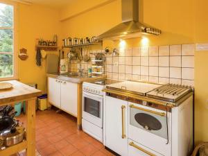Maisons de vacances Authentic Burgundy holiday home with plenty of space and privacy near Diges : photos des chambres
