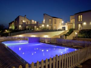 Warm and Cozy Holiday Apartment near the lake