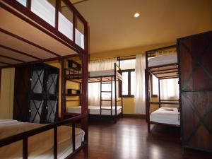 Bed in 6-Bed Female Dormitory Room (Shared Bathroom)