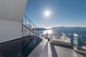 Villa Renos Hotel Santorini Greece