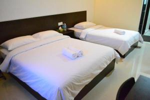 Teluk Lipat Seaview Inn