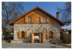 Cifrapince és Vendégház - Pusztazámor