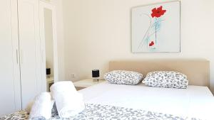 Errathens Wheat Apartment - Athens Center, 3 BD, 1 BATH